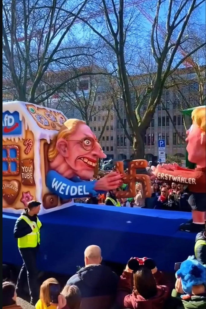 Why Weidel played a Nazi witch on a Carnival float？